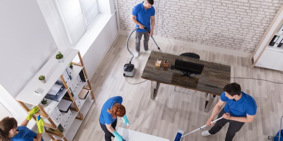 Zone Cleaning vs. Team Cleaning: Which One is Better?